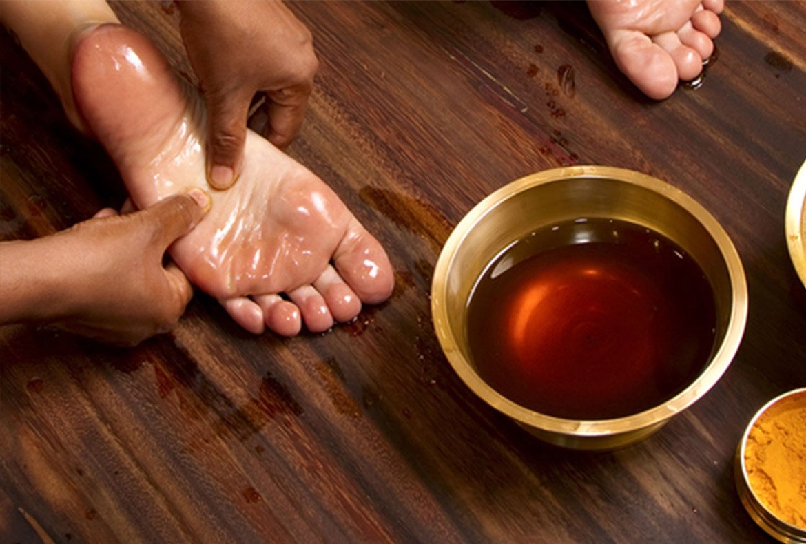 Paadabhyangam Therapy